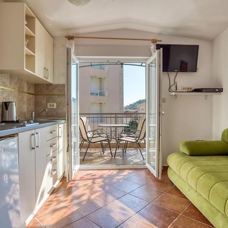 Apartmani Olga Petrovac Exterior foto